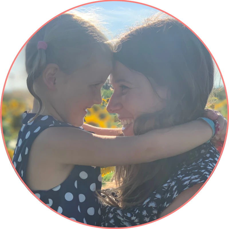 Mary Detrez y su hija Élia